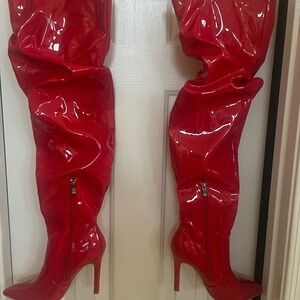 CUCCO THIGH HIGH RED PATENT LEATHER BOOTS 6(US)  36(EU)